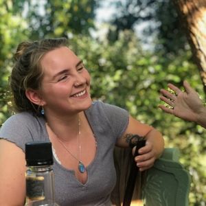 Meet your Posher, Cate